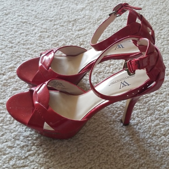 Red patent  faux leather platform heel - Picture 3 of 6